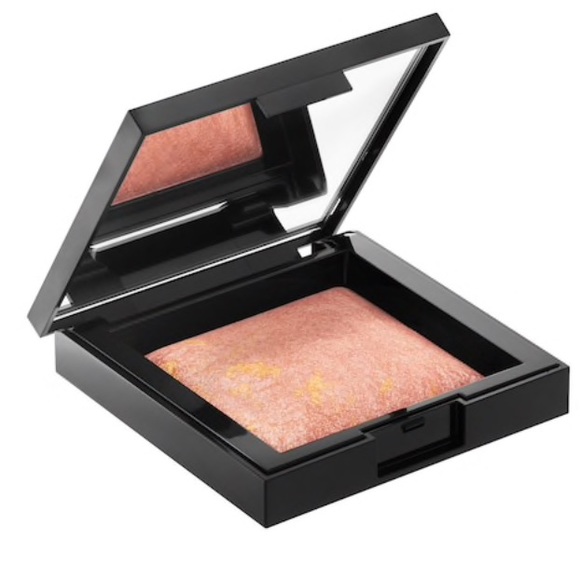 🆕☀️BareMinerals Invisible Glow Highlighter☀️ - Picture 3 of 3